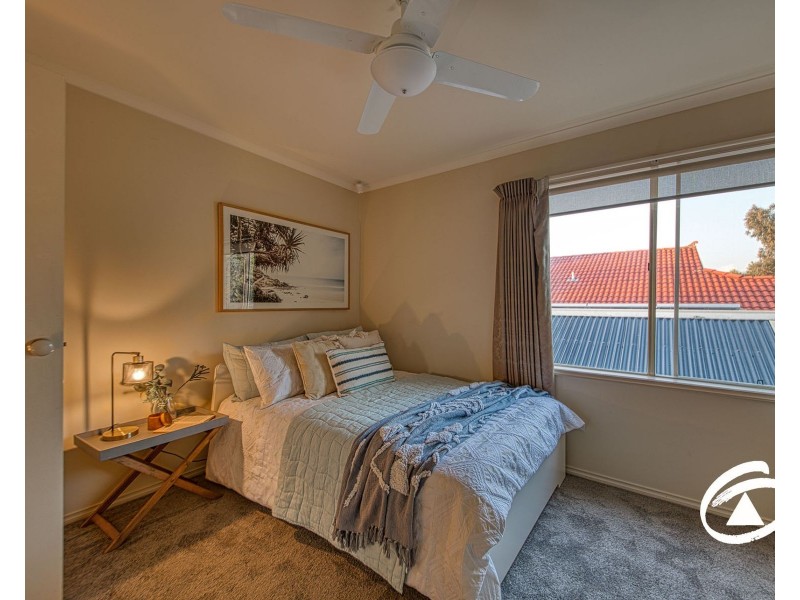 5 McCubbin Way, Berwick VIC 3806