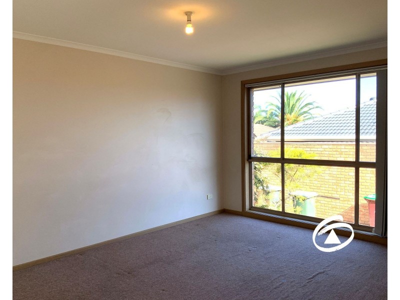 2/20 Temby Close, Endeavour Hills VIC 3802