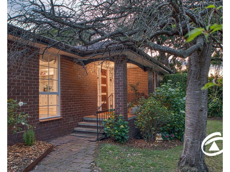 9 Lenne Street, Beaconsfield Upper VIC 3808