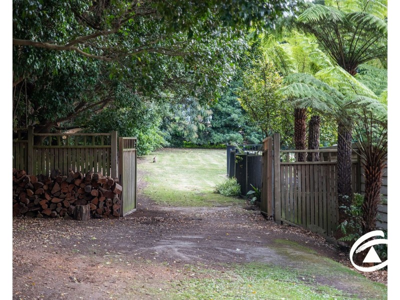 9 Lenne Street, Beaconsfield Upper VIC 3808