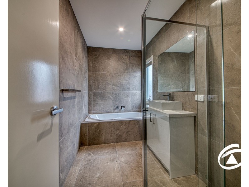 18A Isaac Road, Keysborough VIC 3173