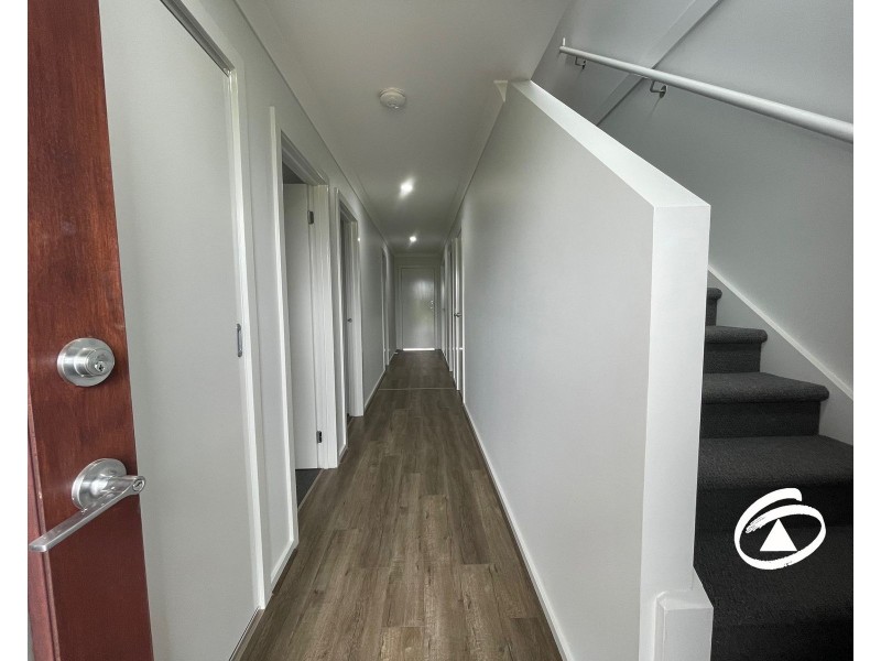 15 Guell Lane, Clyde North VIC 3978