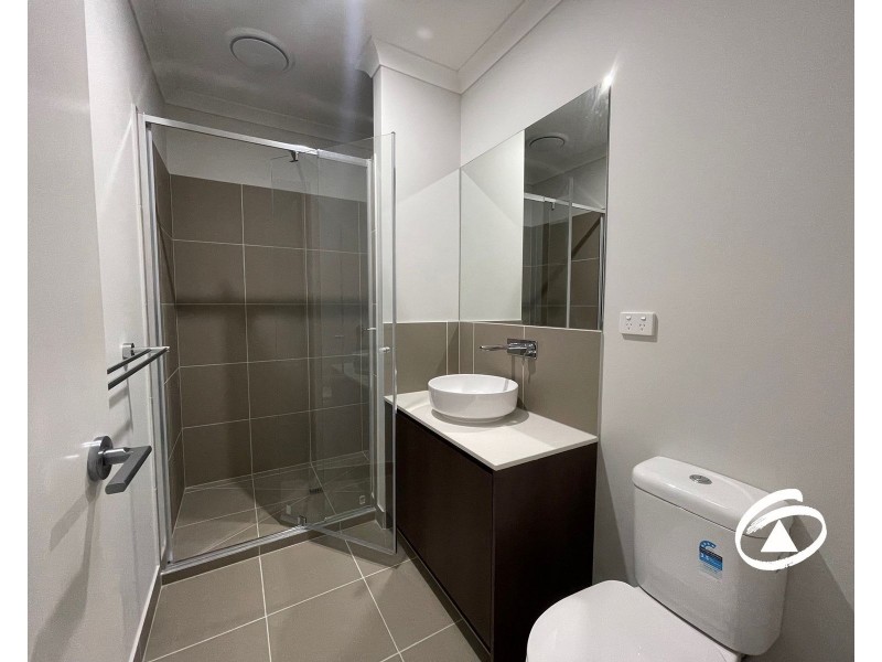 14 Guell Lane, Clyde North VIC 3978