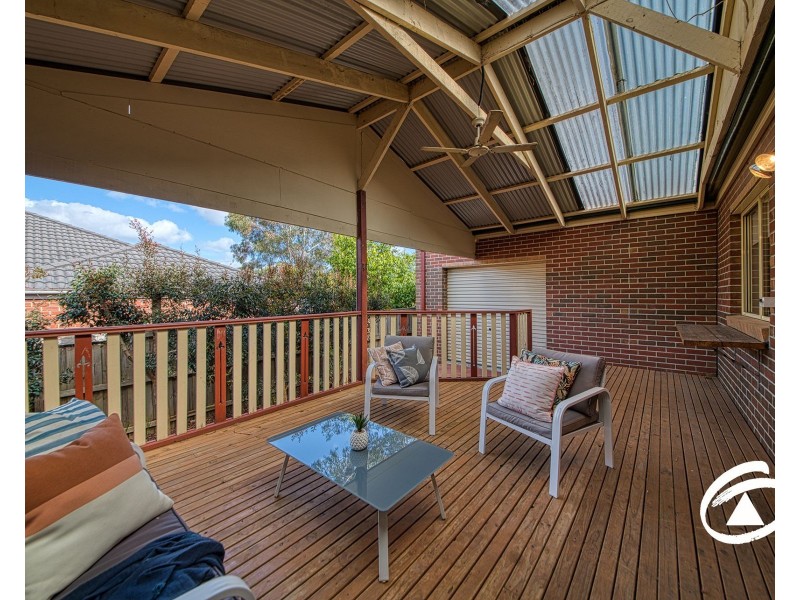 8 Carrick Place, Berwick VIC 3806