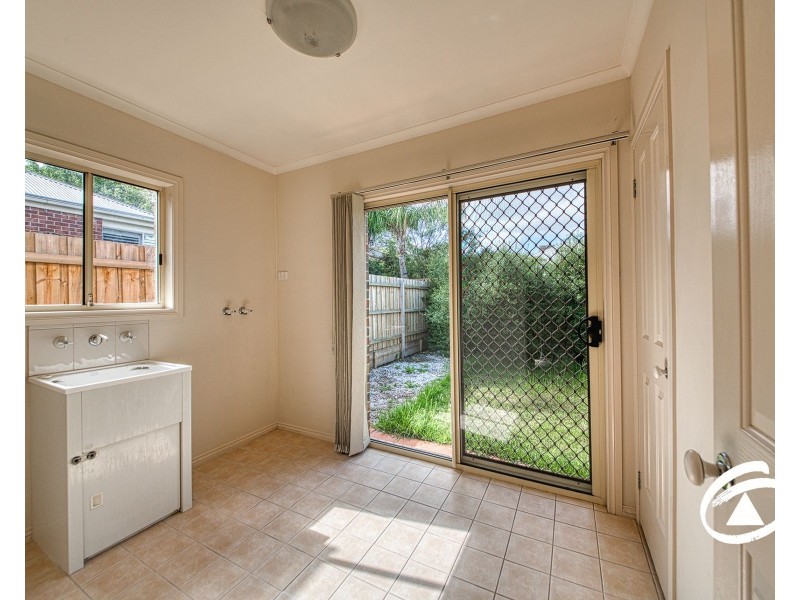 8 Carrick Place, Berwick VIC 3806