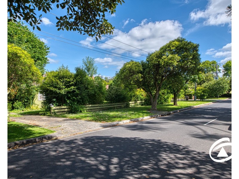 17 Rutland Road, Berwick VIC 3806