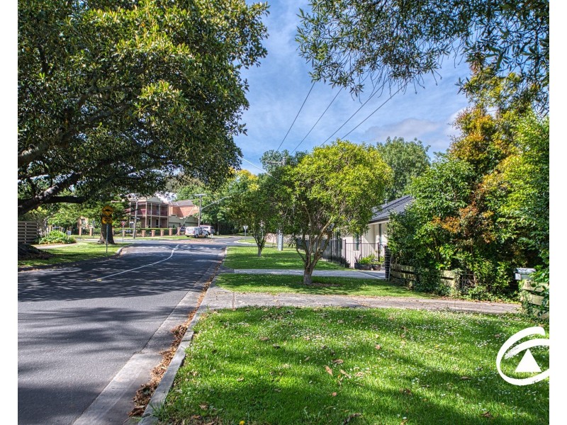 17 Rutland Road, Berwick VIC 3806