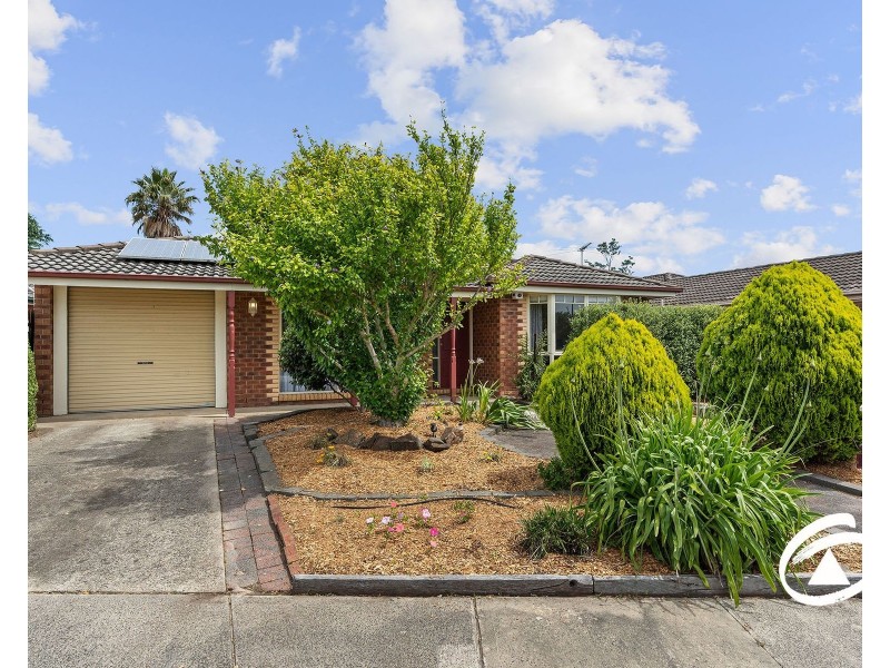 15 Forrester Walk, Narre Warren South VIC 3805