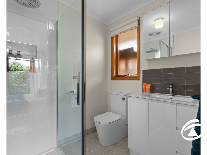 15 Forrester Walk, Narre Warren South VIC 3805