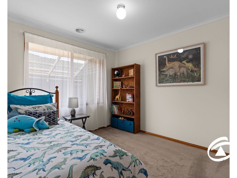 15 Forrester Walk, Narre Warren South VIC 3805