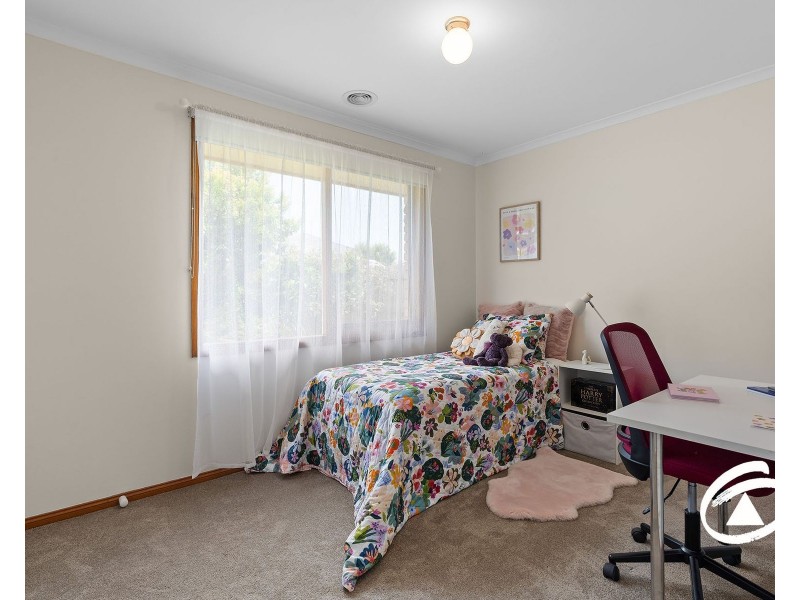 15 Forrester Walk, Narre Warren South VIC 3805