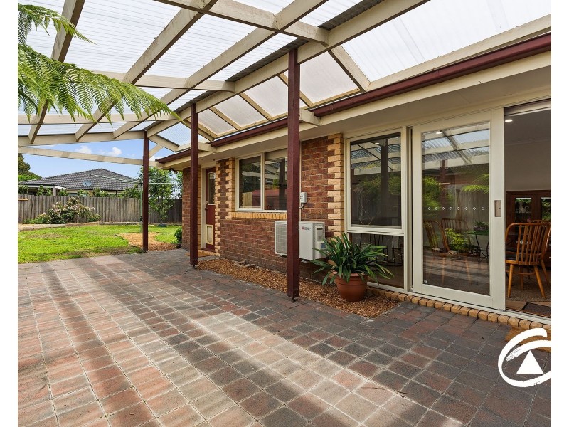 15 Forrester Walk, Narre Warren South VIC 3805