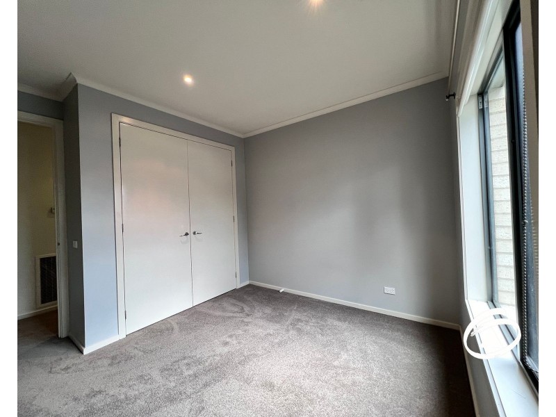 6 Dianella Close, Pakenham VIC 3810