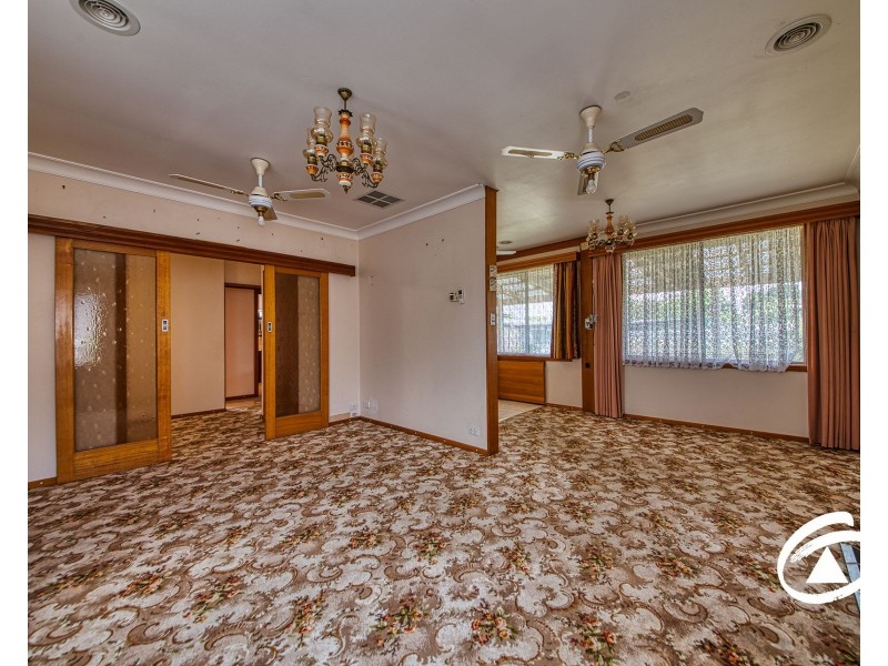 31 Charles Avenue, Hallam VIC 3803