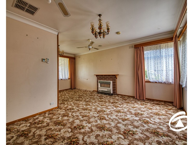 31 Charles Avenue, Hallam VIC 3803