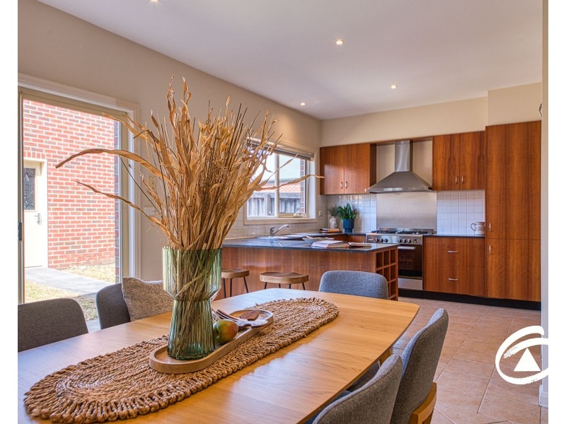 7/10 Parkhill Drive, Berwick VIC 3806