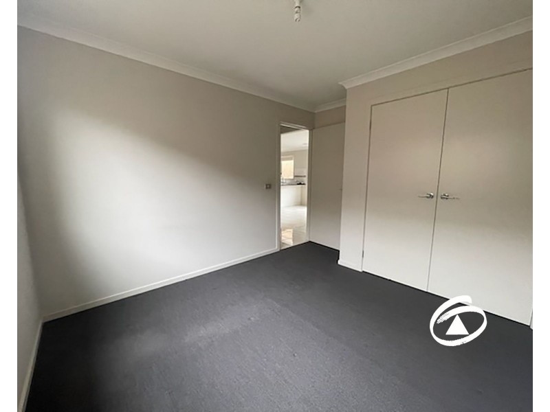 46 Strettle Crescent, Cranbourne North VIC 3977