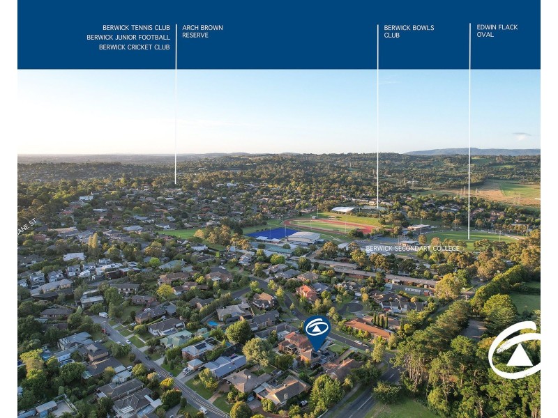 2 Clover Close, Berwick VIC 3806