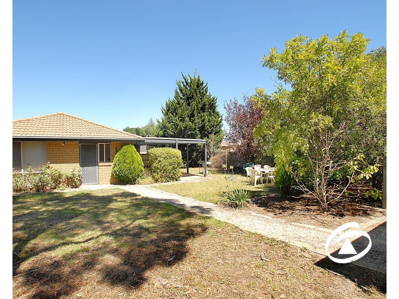16 Pentland Drive, Narre Warren VIC 3805
