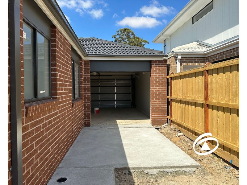 55 Fairweather Street, Clyde VIC 3978