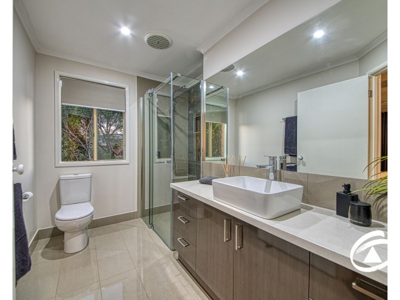 11 Goodall Court, Berwick VIC 3806