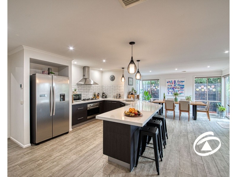 2 Temple-Wood Court, Berwick VIC 3806