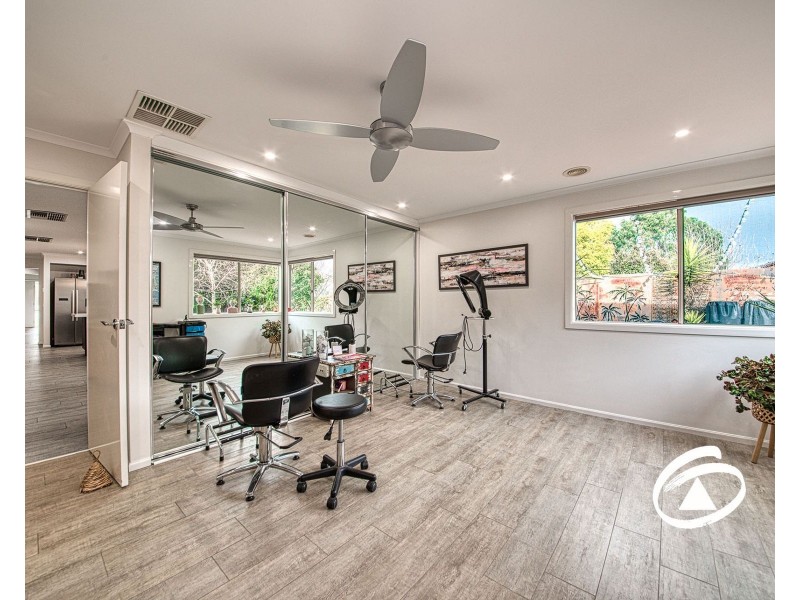 2 Temple-Wood Court, Berwick VIC 3806