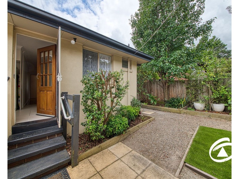 14 York Road, Berwick VIC 3806