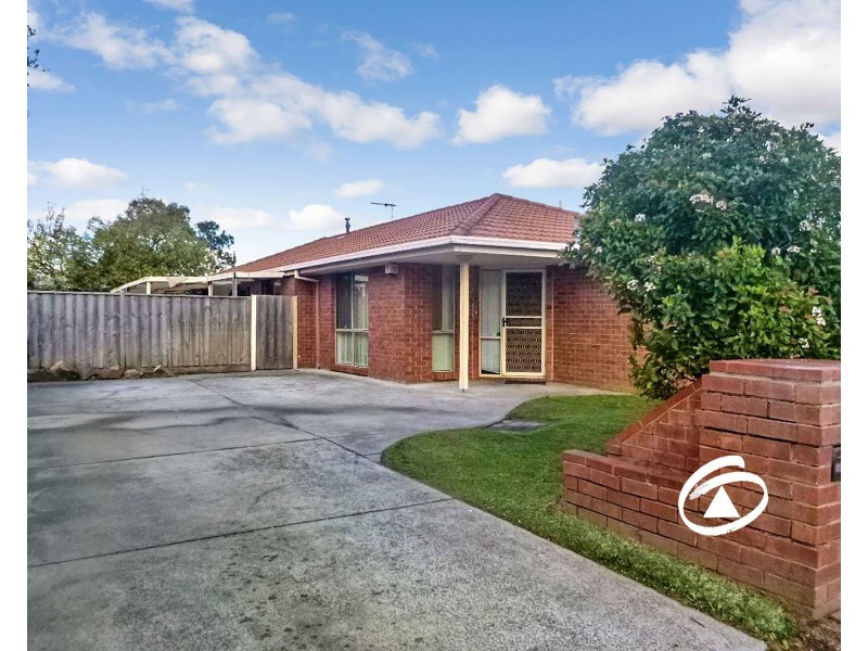 11 Wilmott Close, Berwick VIC 3806