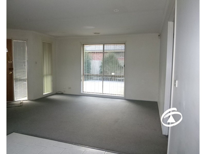 11 Wilmott Close, Berwick VIC 3806