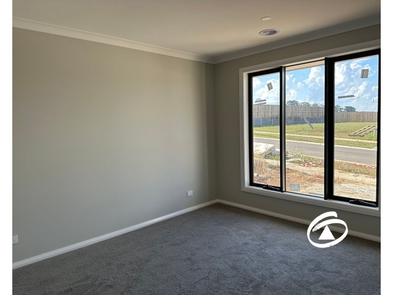 14 Salisbury Avenue, Warragul VIC 3820