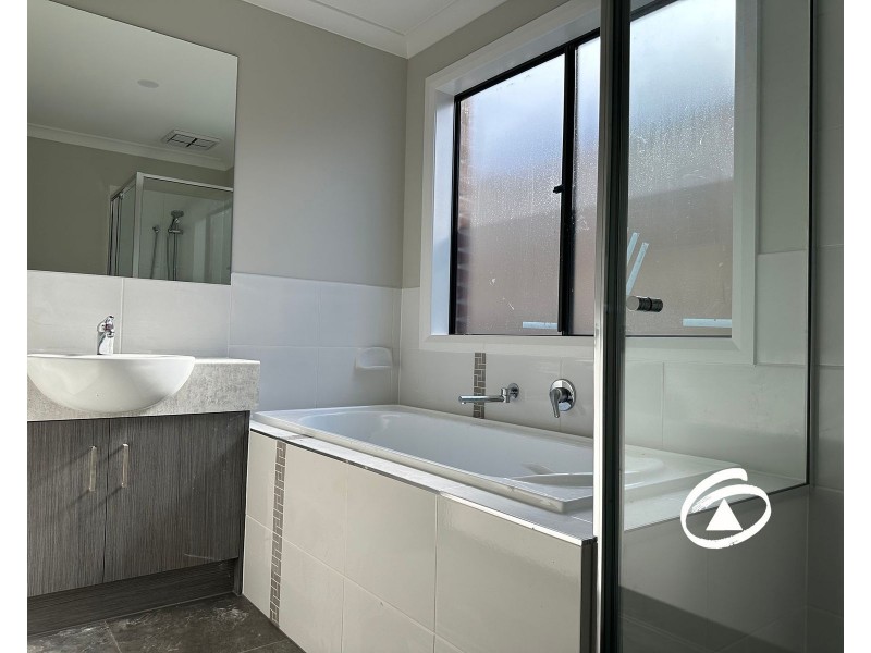 14 Salisbury Avenue, Warragul VIC 3820