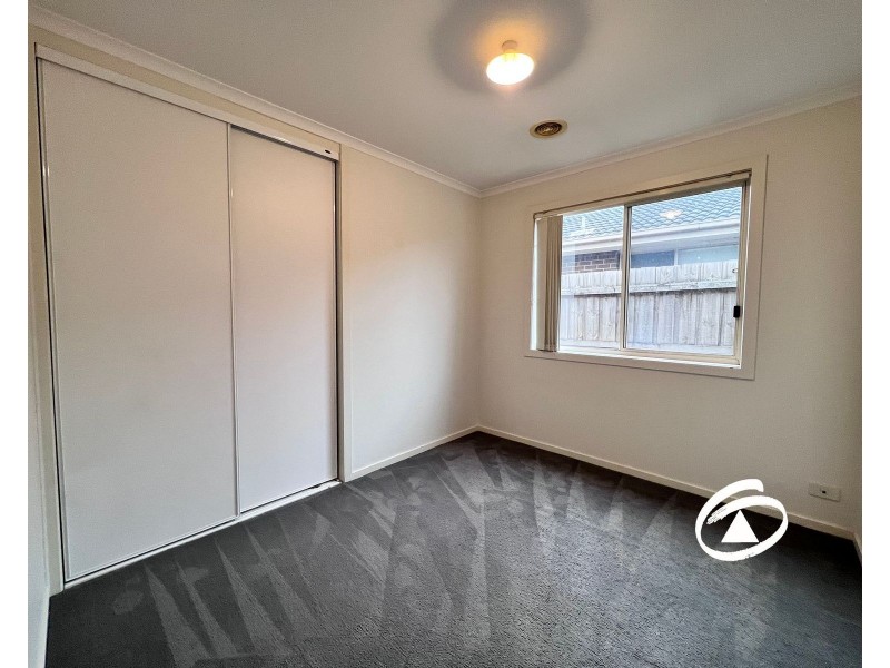5 Sing Crescent, Berwick VIC 3806
