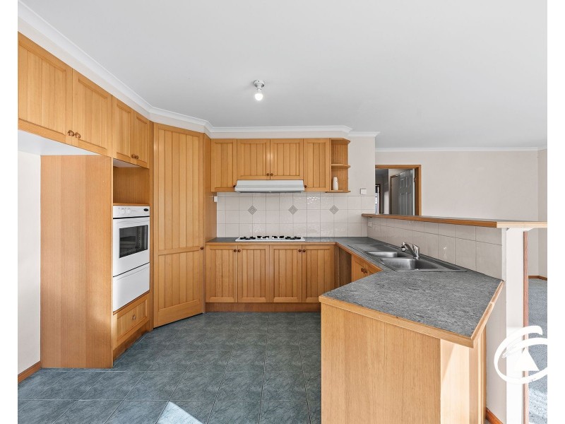 36 Warrenwood Place, Narre Warren VIC 3805