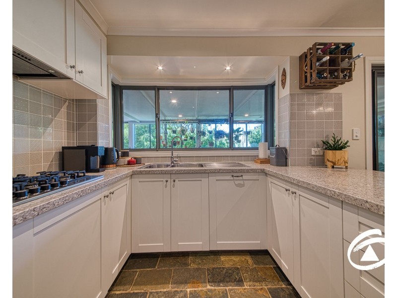 6 Lyndal Court, Berwick VIC 3806