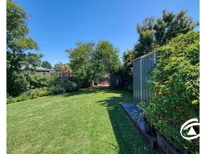 6 Lyndal Court, Berwick VIC 3806