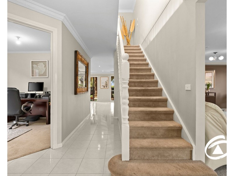 38 Crystal Brook Court, Narre Warren South VIC 3805