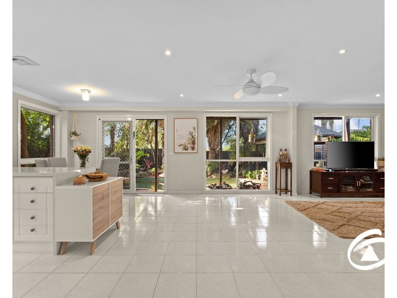 38 Crystal Brook Court, Narre Warren South VIC 3805