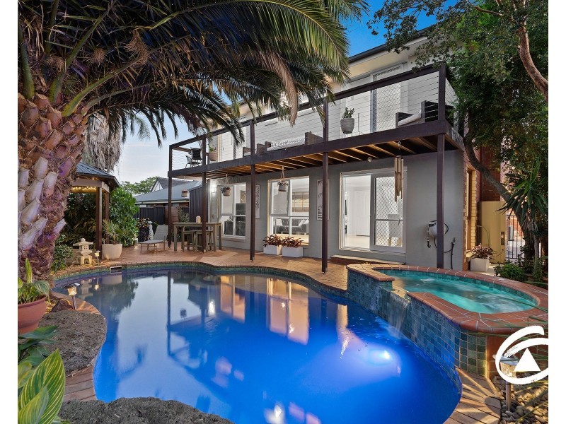 38 Crystal Brook Court, Narre Warren South VIC 3805