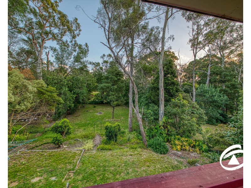 8 Leonard Street, Upwey VIC 3158