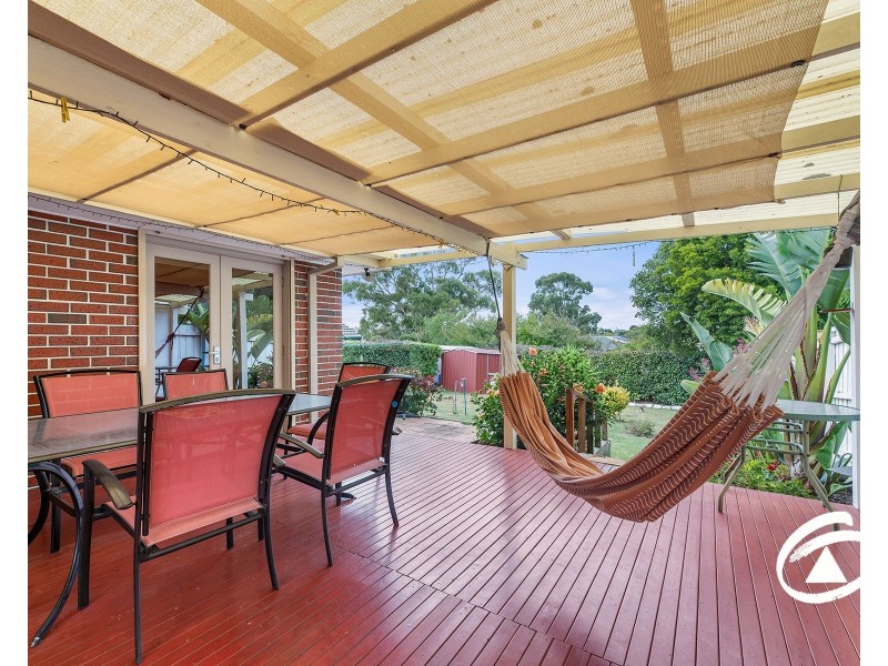 51 Michelle Drive, Hampton Park VIC 3976