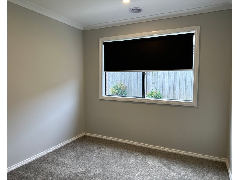 4 Matchett Drive, Clyde VIC 3978