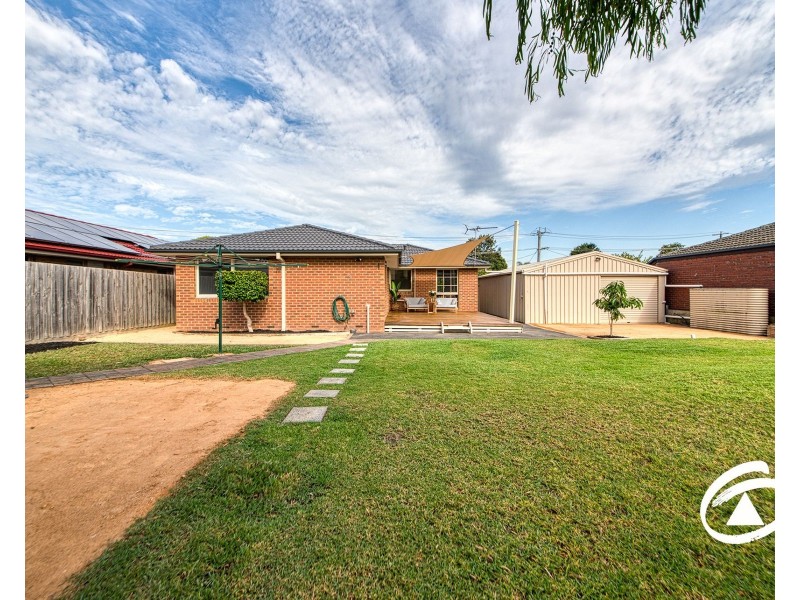 14 Strong Drive, Hampton Park VIC 3976