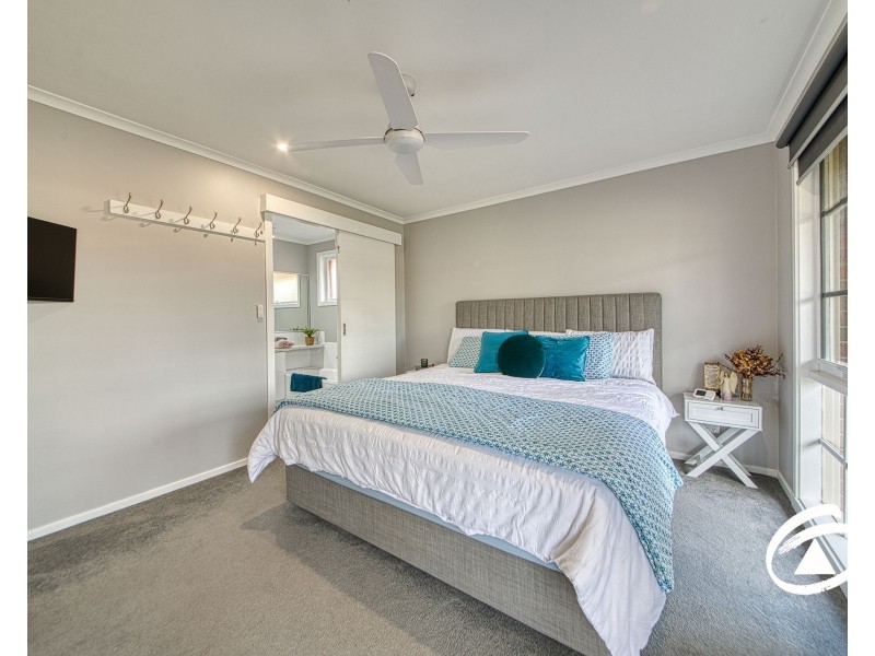 14 Strong Drive, Hampton Park VIC 3976