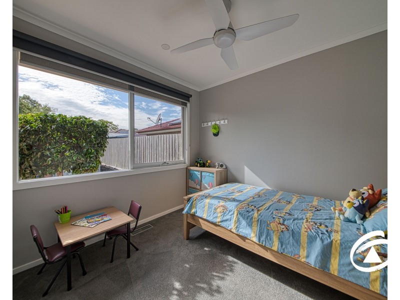 14 Strong Drive, Hampton Park VIC 3976