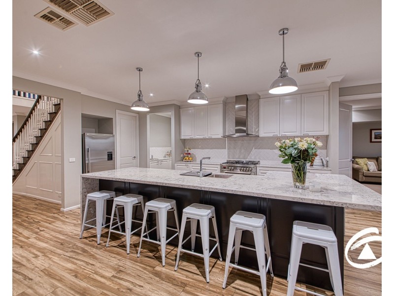 25 Kostic Boulevard, Narre Warren North VIC 3804