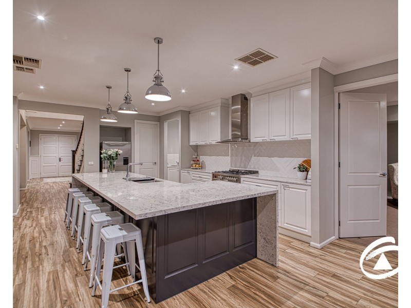 25 Kostic Boulevard, Narre Warren North VIC 3804