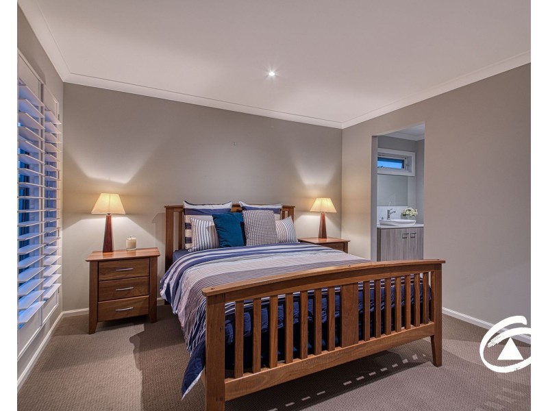 25 Kostic Boulevard, Narre Warren North VIC 3804