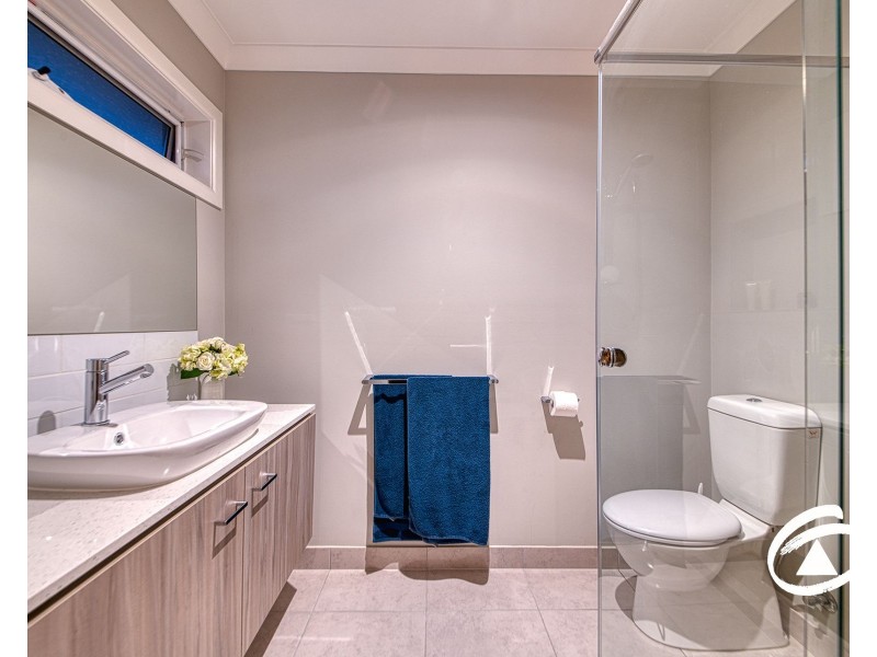 25 Kostic Boulevard, Narre Warren North VIC 3804