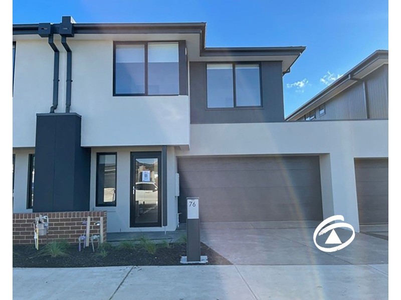 76 Stature Avenue, Clyde North VIC 3978